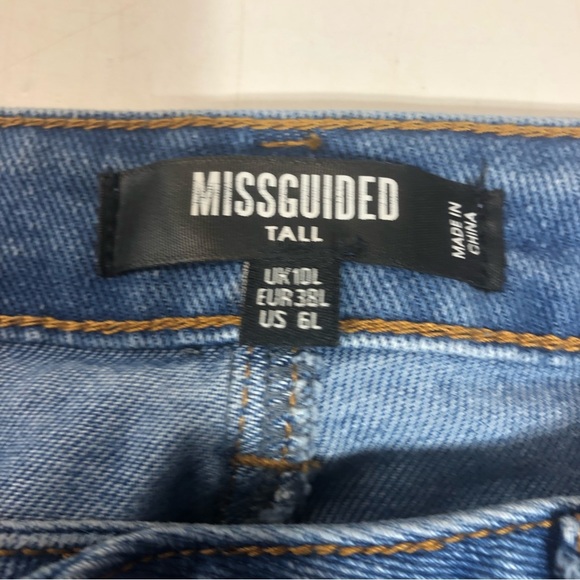 MISSGUIDED Riot Tall High Waisted Mom Jeans, Size 6L - Picture 7 of 10